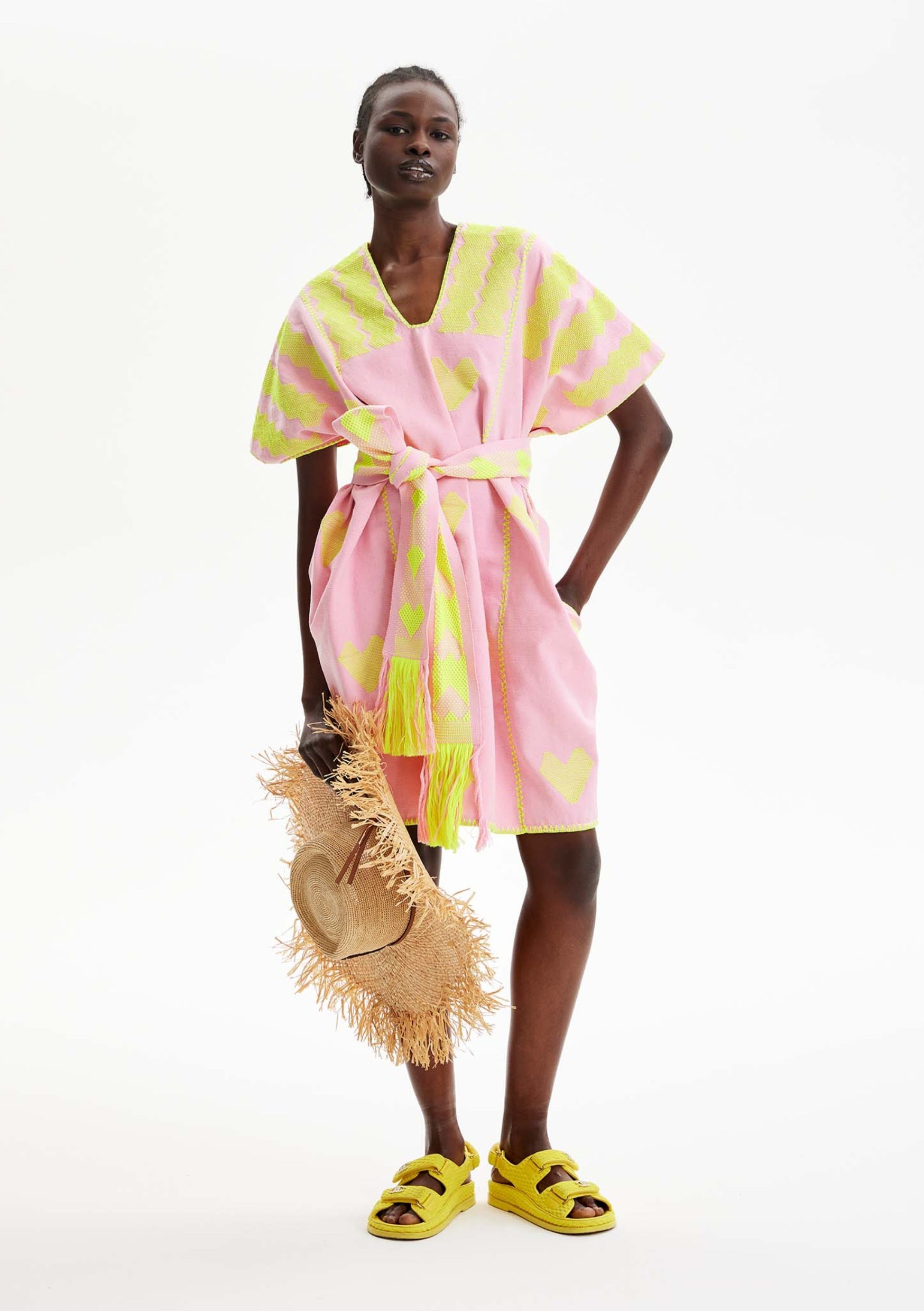 featured-hover